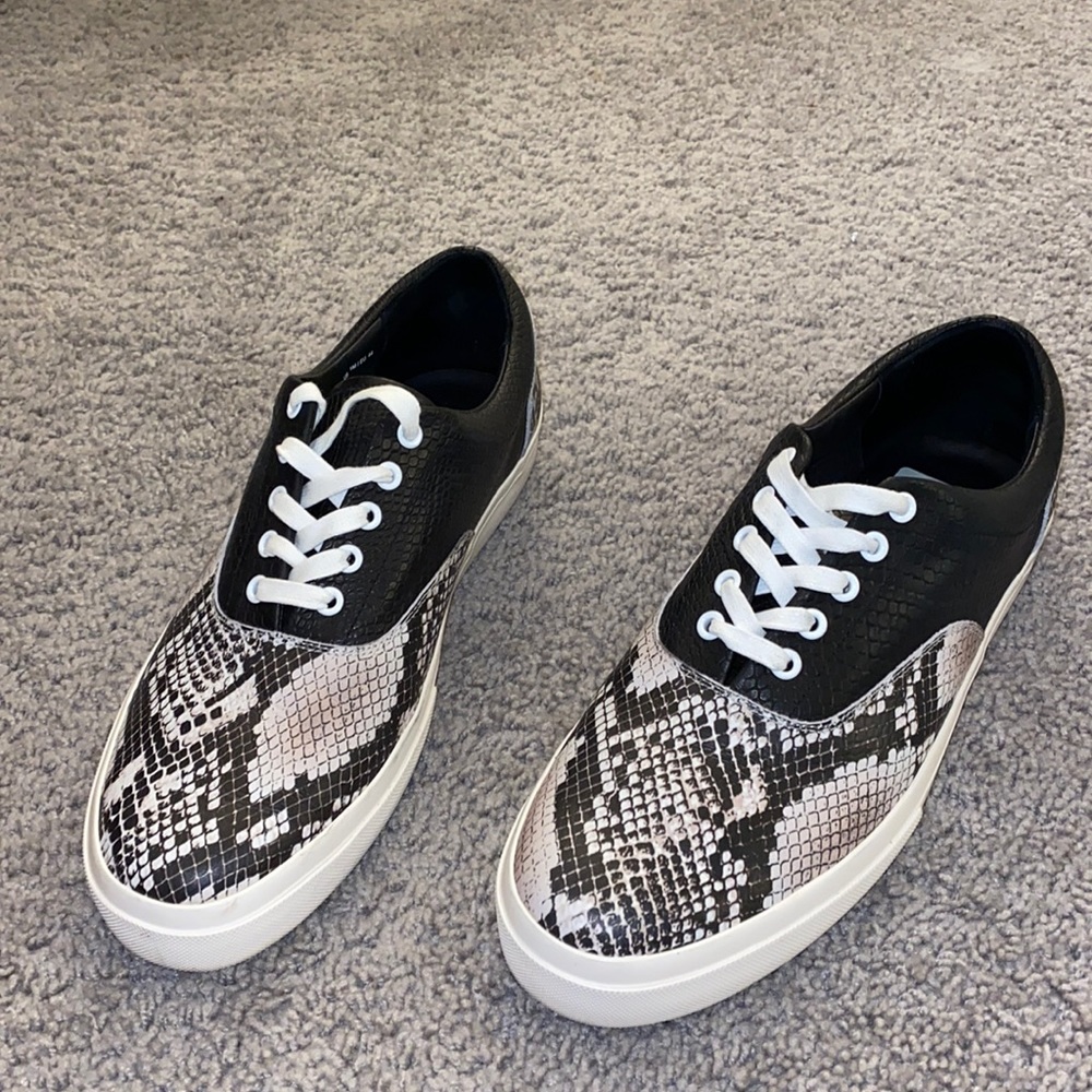GREATS shoe